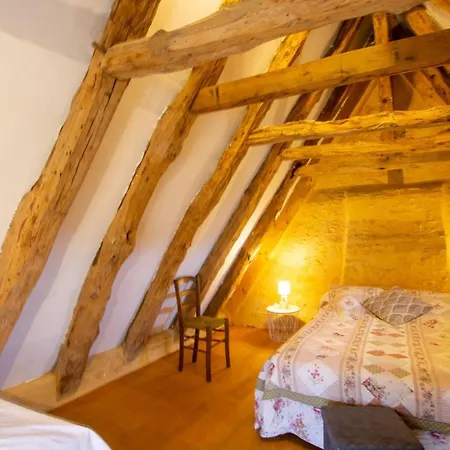 Prázdninový dům Maison Isolee Avec Jardin A 1 Km Du Centre De Sarlat, Ideal Pour Visites Et Activites De Plein Air - Fr-1-616-340